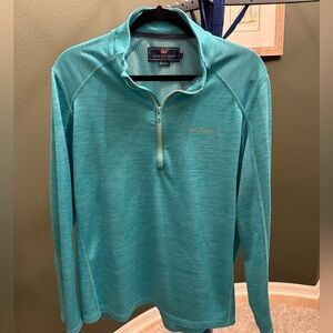 Men’s half zip vineyard vines size large pullover